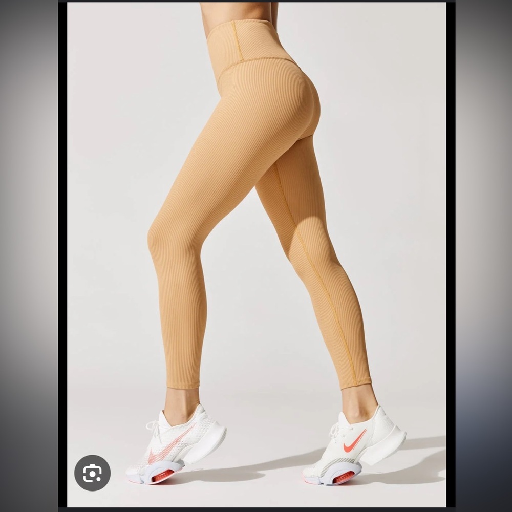 💪Carbon38 Nude High-Waisted Leggings💪